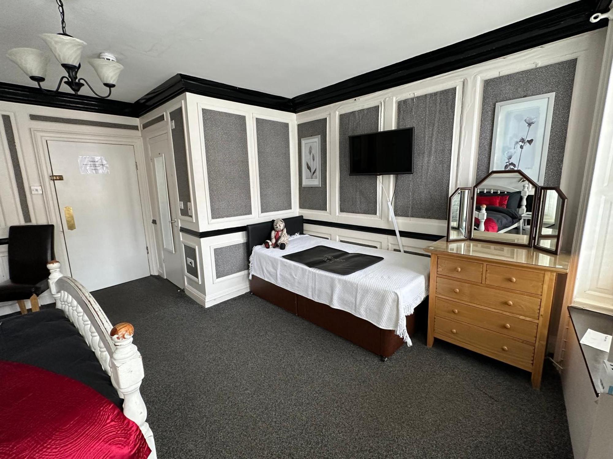 The Barrington Guesthouse Hotel سكرابورو المظهر الخارجي الصورة